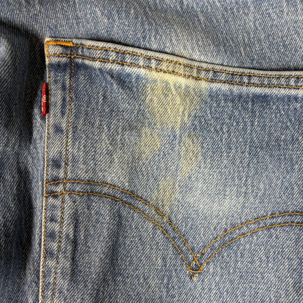 Levis details please